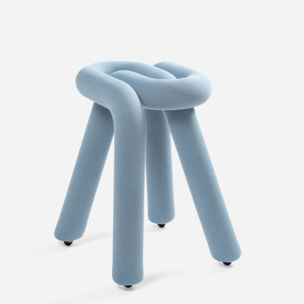 Tabouret Bold en métal – bleu ciel — Joruniq