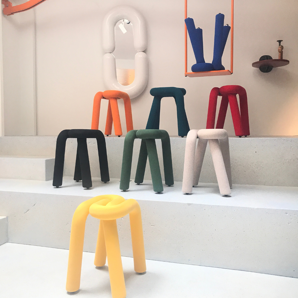 Tabouret Bold en métal – bleu ciel — Joruniq