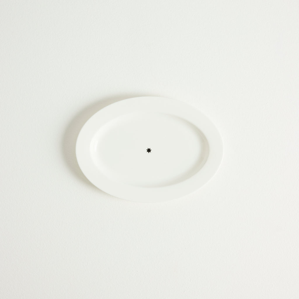 Petit plat de service Étoile en porcelaine – blanc — Joruniq